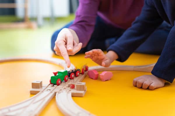zef-11 Zentren für Entwicklungsförderung: Interdisziplinäre Diagnostik und Therapie für Kinder mit besonderen Bedürfnissen
